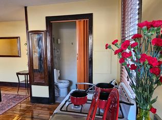 664 Orange Center Rd, Orange, CT 06477