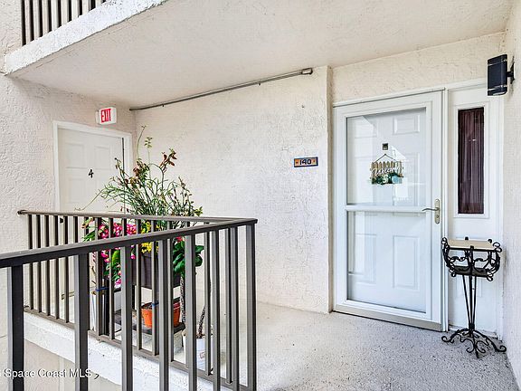 2nd image of 4747 S Washington Ave APT 140