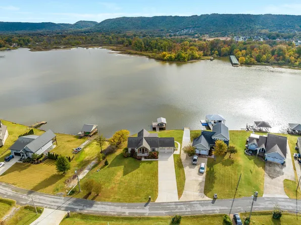 8037 Savannah Trl, Ooltewah, TN 37363