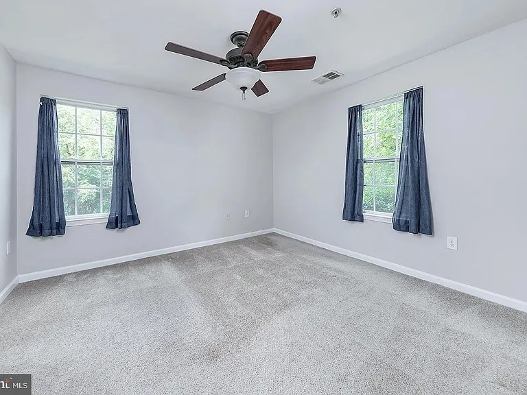 1122 Tristram Cir #1122 — Photo 8