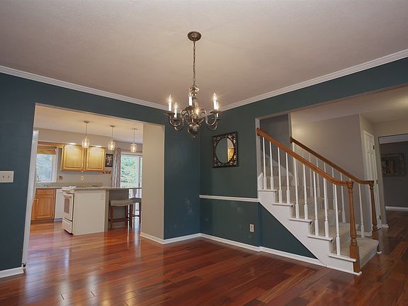 5th image of 3743 Dynasty Ln