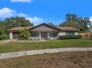 12321 Kelly Ln, Thonotosassa, FL 33592