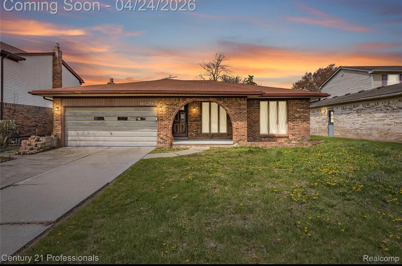 3 bed, 1565 sqft, $2,500 — Photo 1