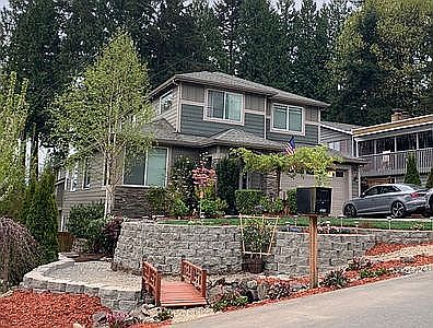 4th image of 3836 170th Ave SE