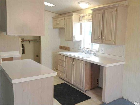 4th image of 129 Goya Dr