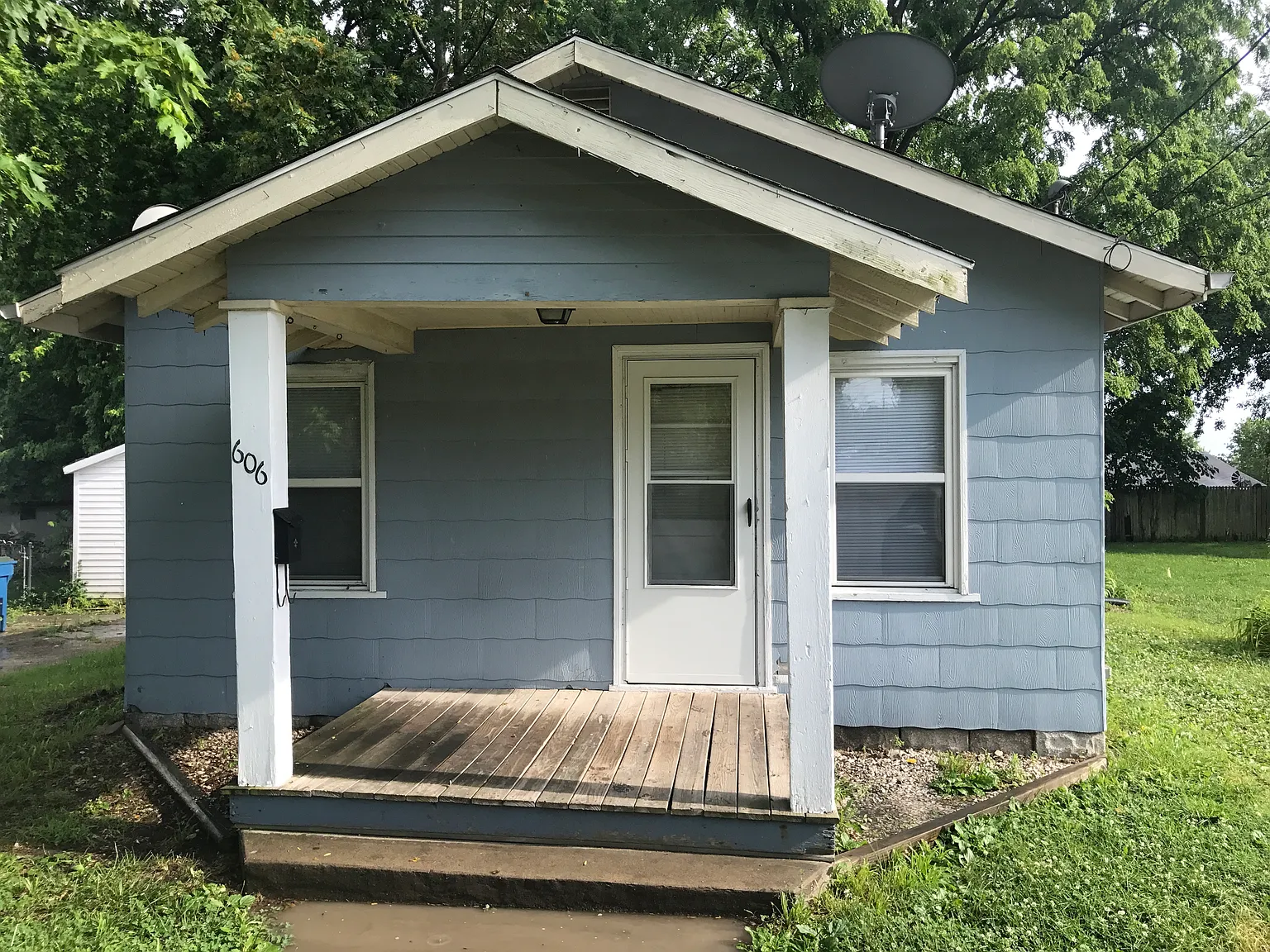 606 Porter St photo 1