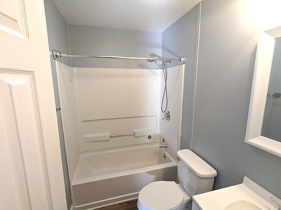 5th image of 2815 Pruden Dr NE #2815
