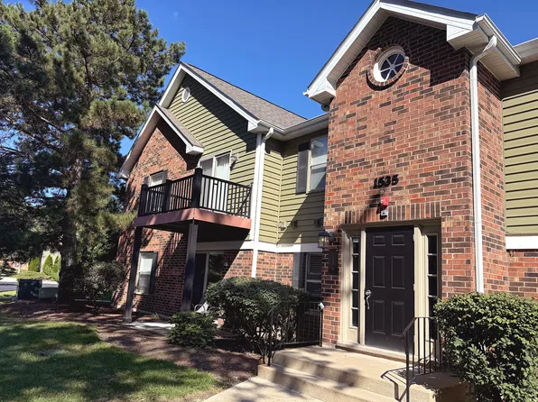1535 Raymond Dr APT 101, Naperville, IL 60563
