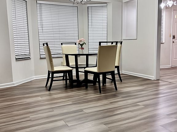 Dining room/ nook