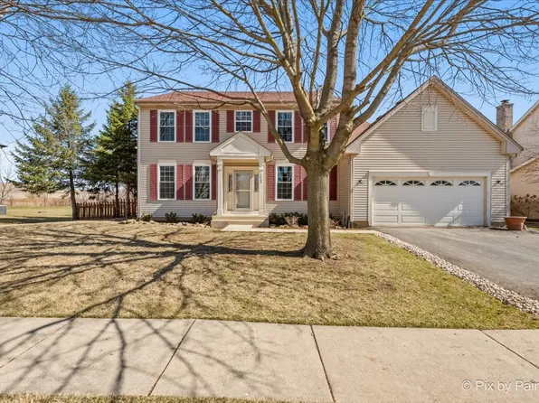 2045 Morningview Dr, Hoffman Estates, IL 60192