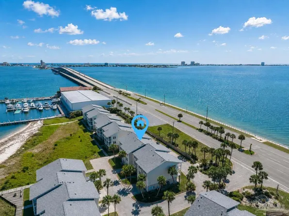 200 Pensacola Beach Rd APT D2, Gulf Breeze, FL 32561