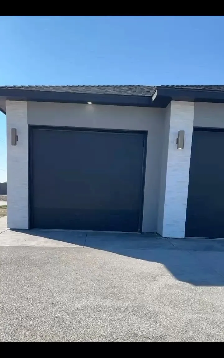 12400 Whiskey River Rd — Photo 1