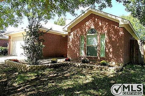 4th image of 3209 Scenic Glen Dr