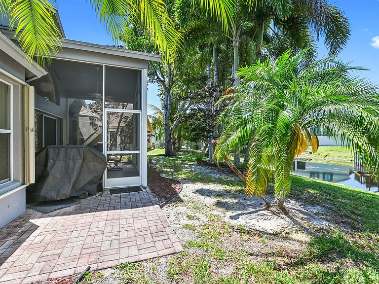2241 Soundings Ct — Photo 30