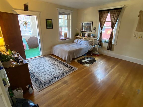 5th image of 21 Englewood Ave #4VVV