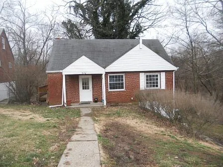 528 Trenton Ave