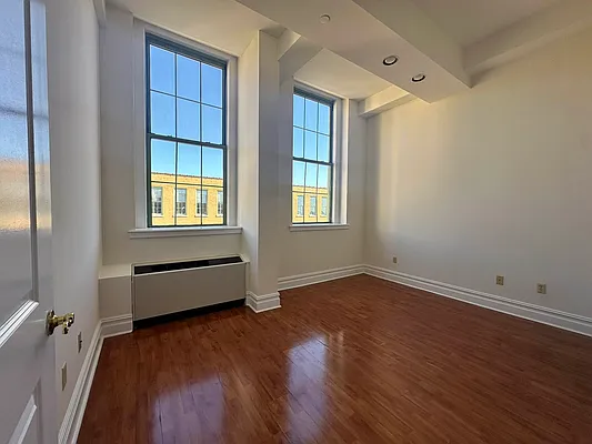 Rented by Horowitz Real Estate | media 2
