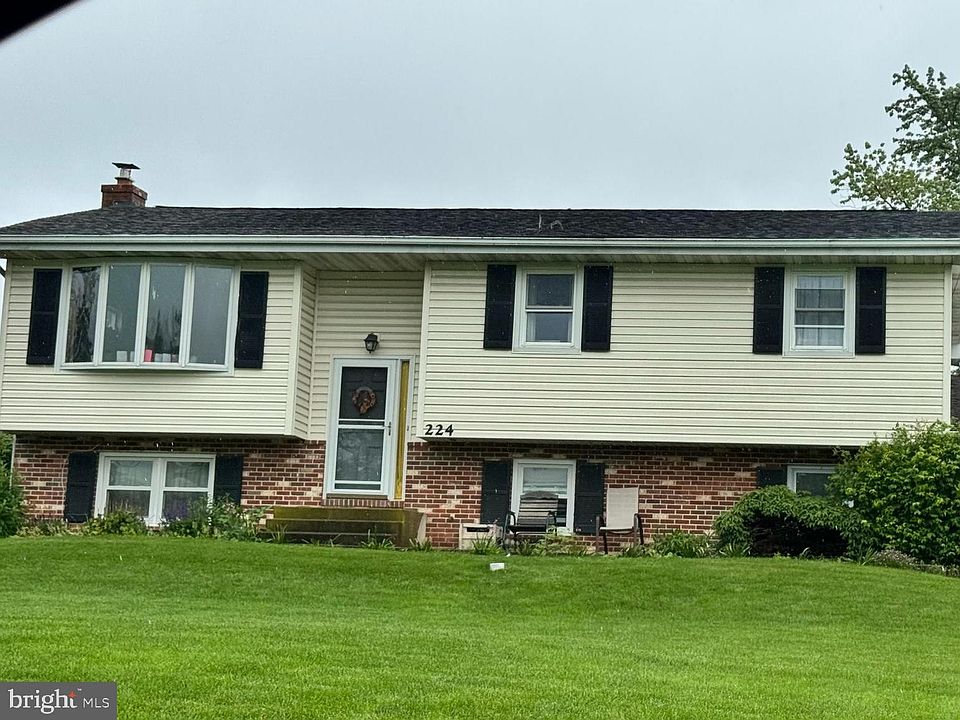 2nd image of 224 Oberholtzer Rd