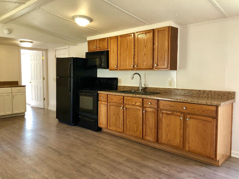 1st image of 8 Marstons Ln