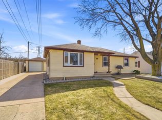 88 Foster Ct, Appleton, WI 54915