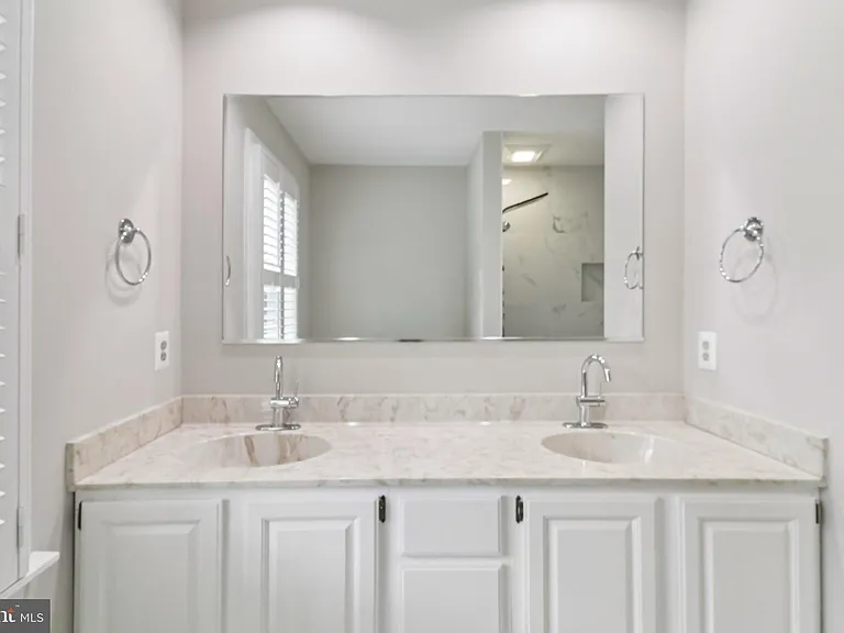 7518 Old Dominion Dr — Photo 51