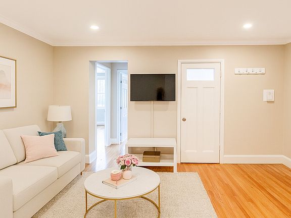 5th image of 66 Egmont St #31