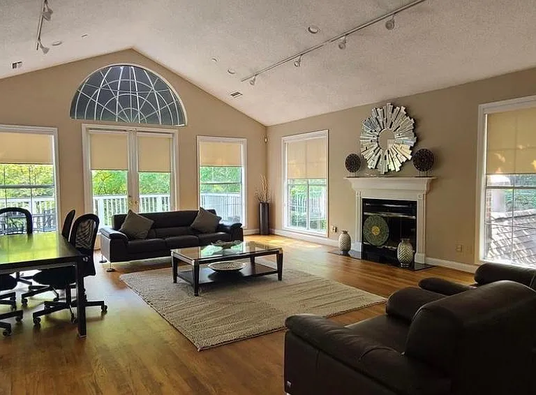 1504 Lincoln Way #212 — Photo 30