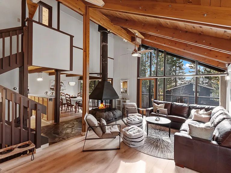 7639 Forest Glenn Dr — Photo 5