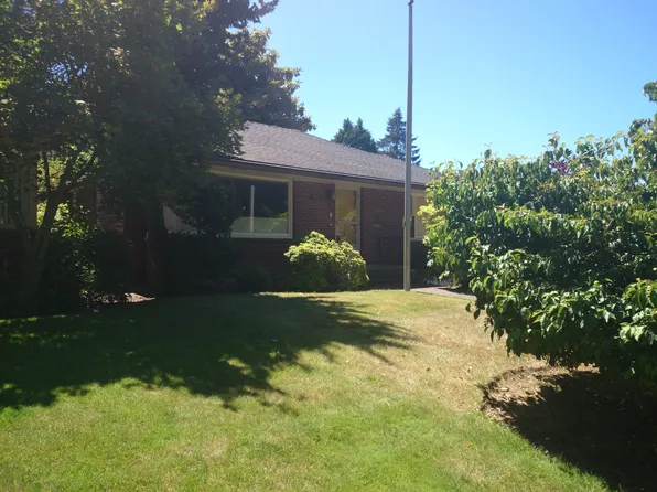 4715 W Emerson St, Seattle, WA 98199