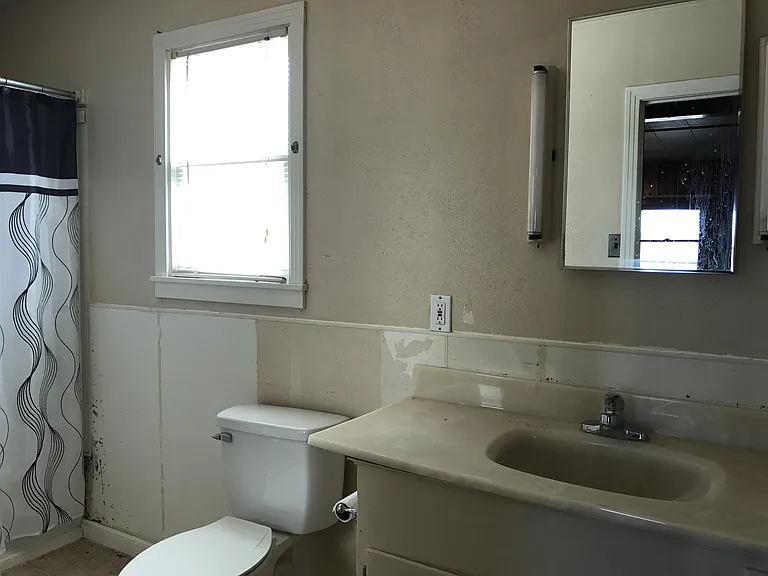339 N Abbie St #1 — Photo 9