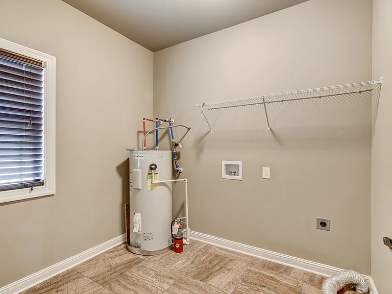 342 Big Station Camp Blvd #B — Photo 12