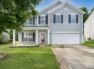 5128 Newport Landing Way, Gastonia, NC 28056