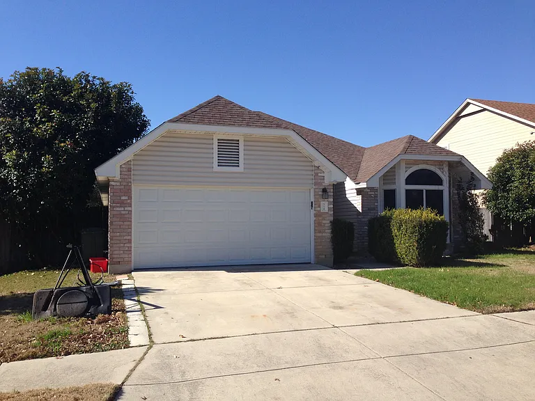314 Scotch Rose Ln — Photo 3