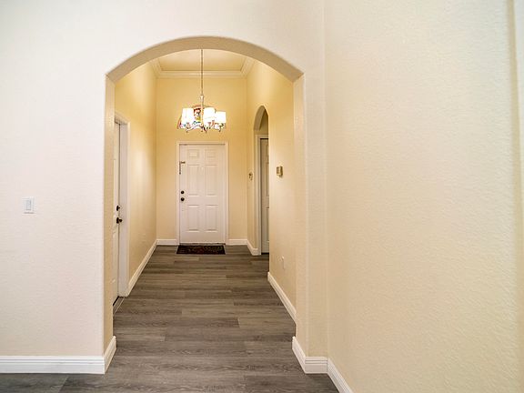 5th image of 4901 SW 134TH Avenue