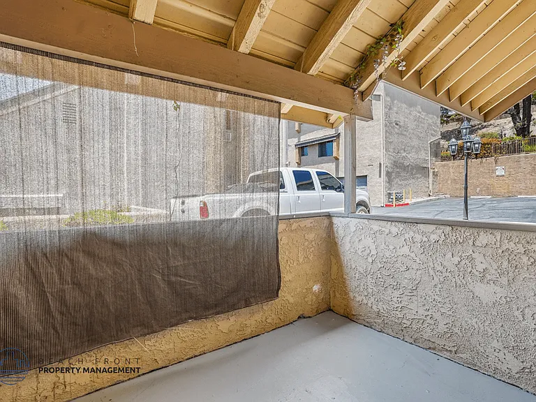 Rollingwood Apartments — Photo 26