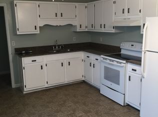 105 Brocton Dr, Fayetteville, NC 28303