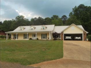 5511 Arrow Lake Dr, Meridian, MS 39301