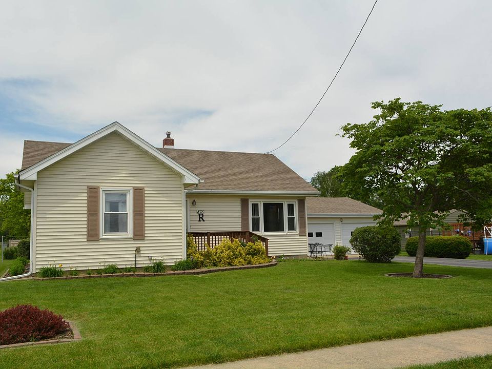 1st image of 875 Iowa Ave