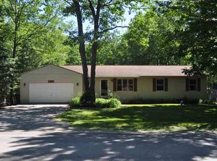 1986 Lardie Rd, Traverse City, MI 49696