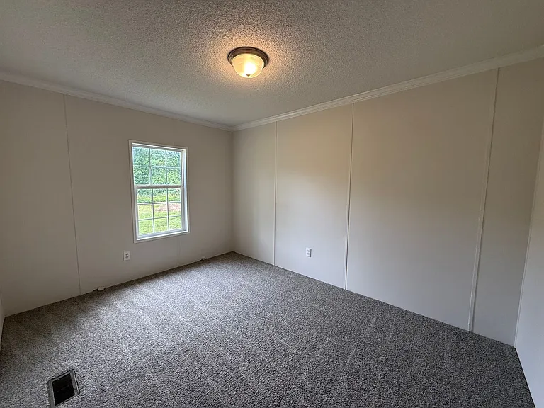 5474 Robinhood Rd — Photo 7
