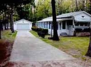 105 Vegas Ct, Prudenville, MI 48651