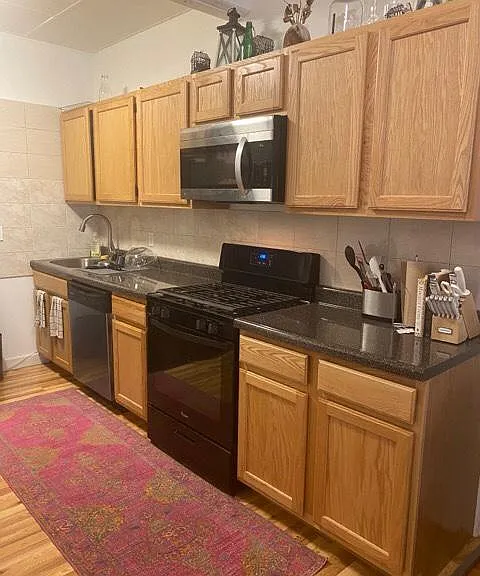 101 Magnolia Ave #1R — Photo 2