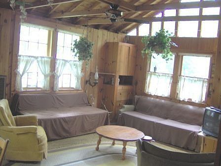 2nd image of 70 Robin Rd