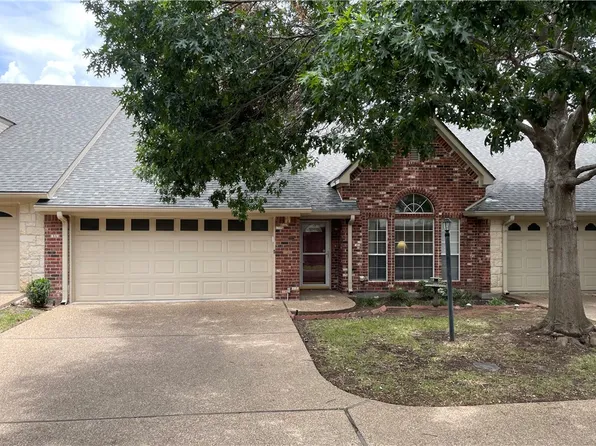 205 Pecan Village Cir, Waco, TX 76710