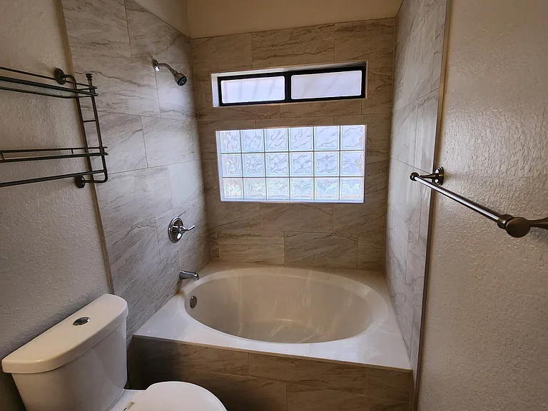 12117 Village Gate Dr — Photo 5