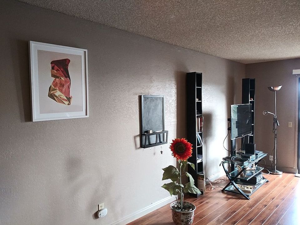 1st image of 3636 Sumner Ave APT 213