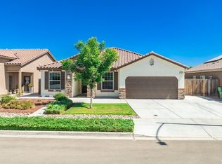 684 Strada St, Lemoore, CA 93245