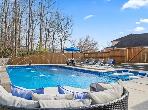 1804 Lisson Cv, Collierville, TN 38017