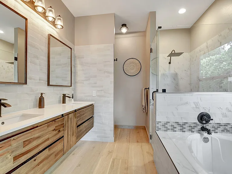 11723 Waterbend Ct — Photo 8