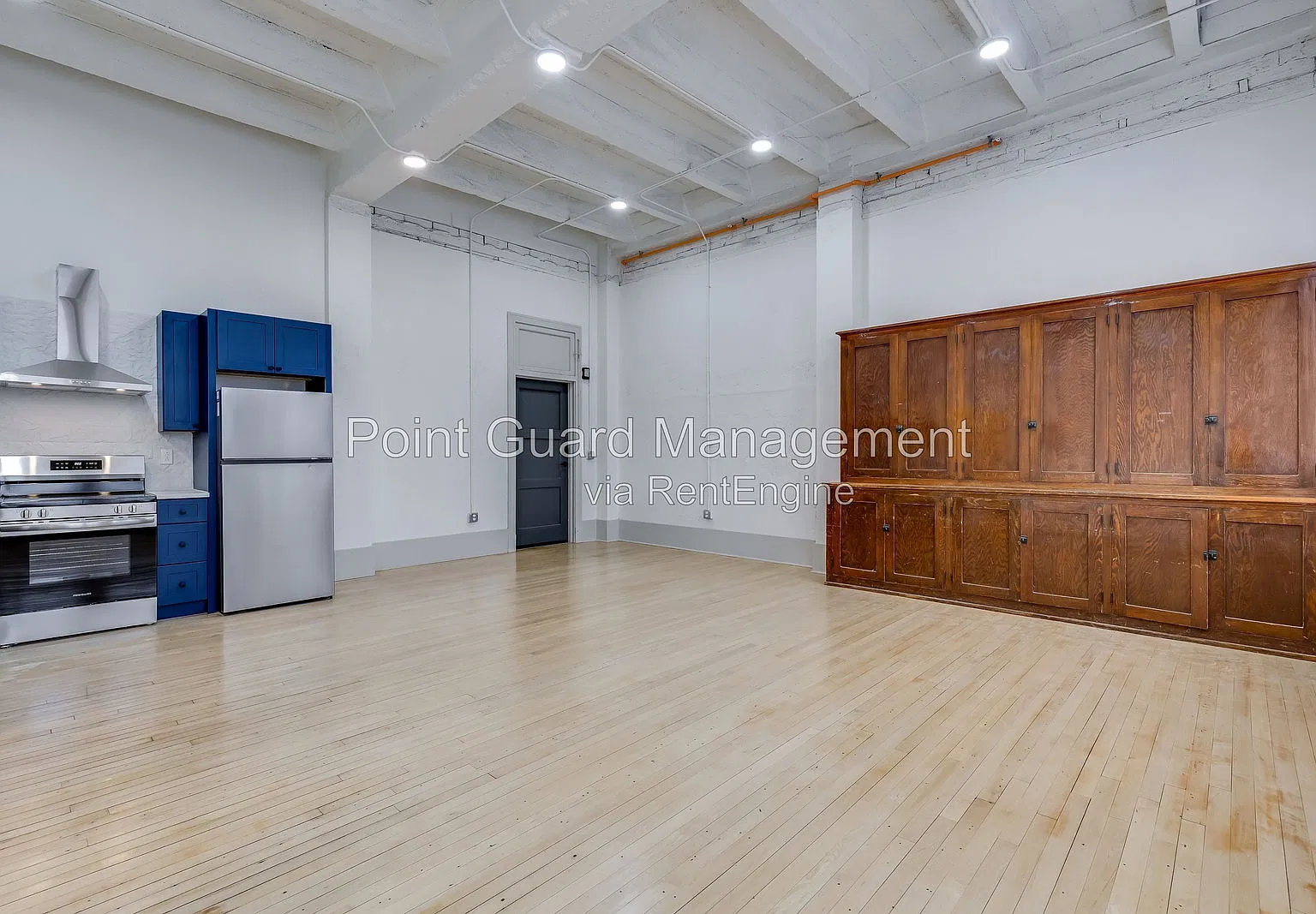 1 bed, 1.0 bath, 810 sqft, $1,225 — Photo 1